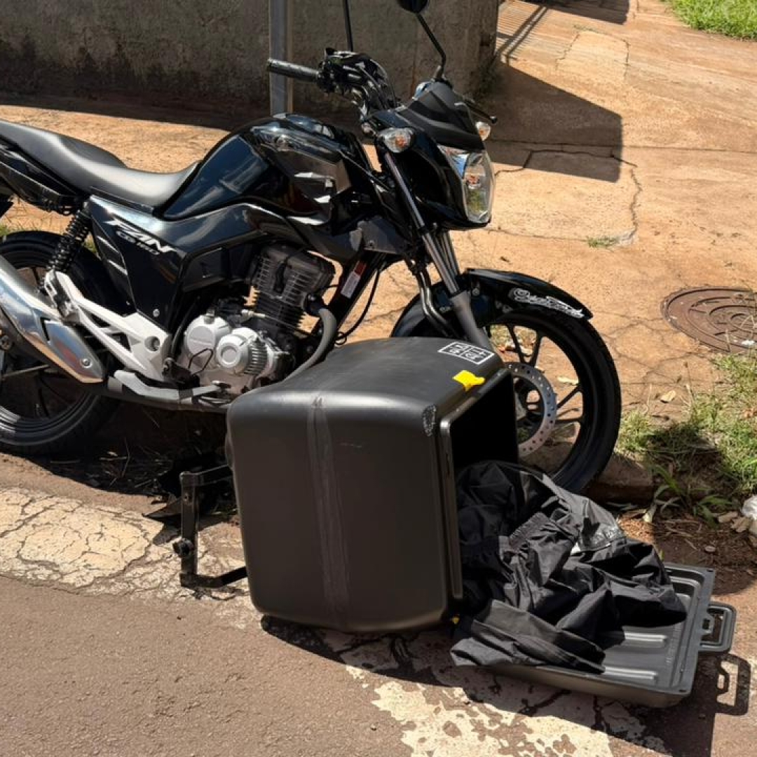 Motoboy sofre ferimentos ao se envolver em acidente no Jardim Mandacaru