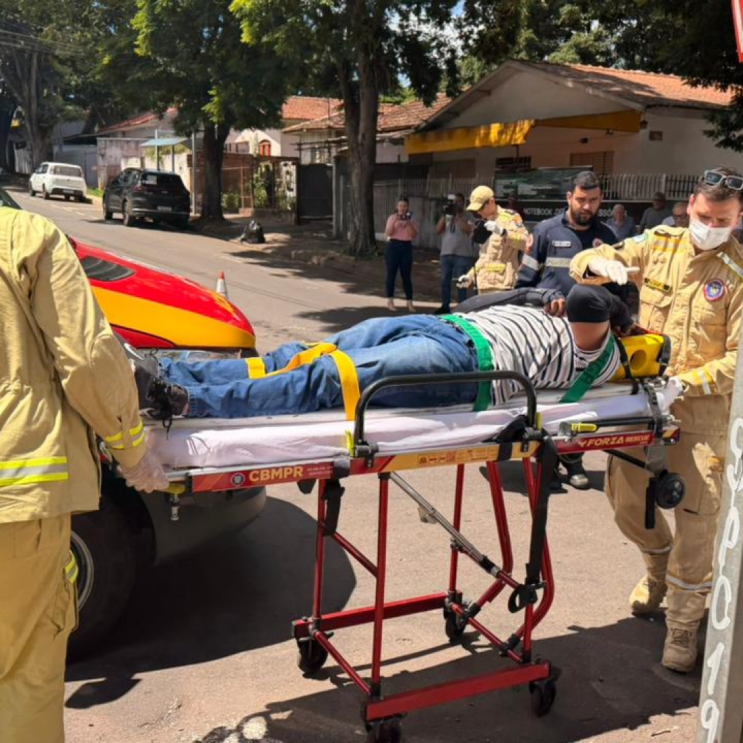 Motoboy sofre ferimentos ao se envolver em acidente no Jardim Mandacaru