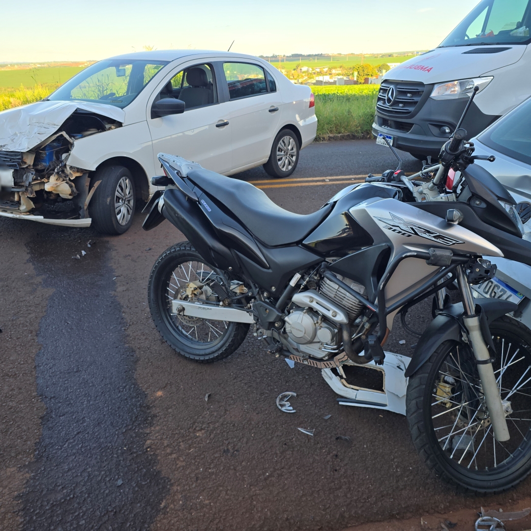 Motociclista é intubado após sofrer acidente gravíssimo na Avenida Kakogawa