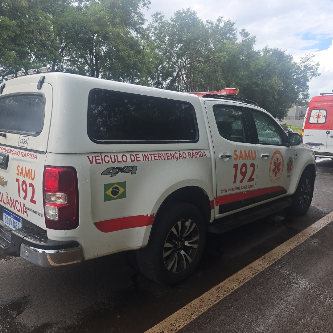 Jovem que foi baleado durante tentativa de assalto é entubado ao sofrer acidente 