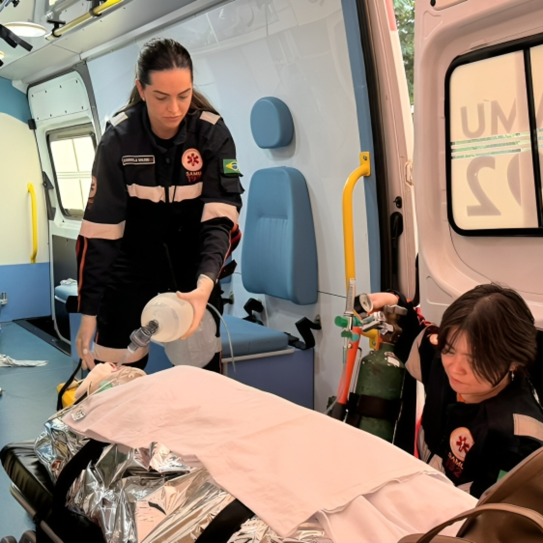 Mulher é entubada após sofrer acidente gravíssimo no Conjunto Santa Felicidade