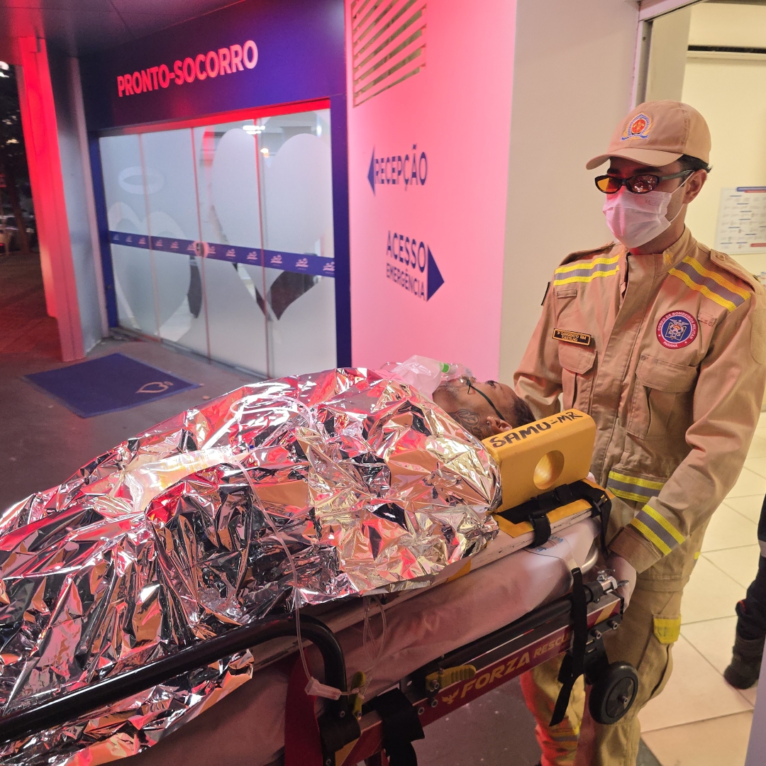 Jovem de 20 anos sofre atentado a tiros no dia do seu aniversário