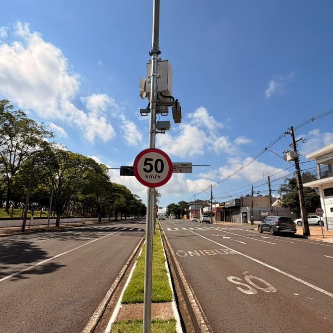 Radares operam com limite de 50 km/h; Contorno Sul e Colombo são exceções