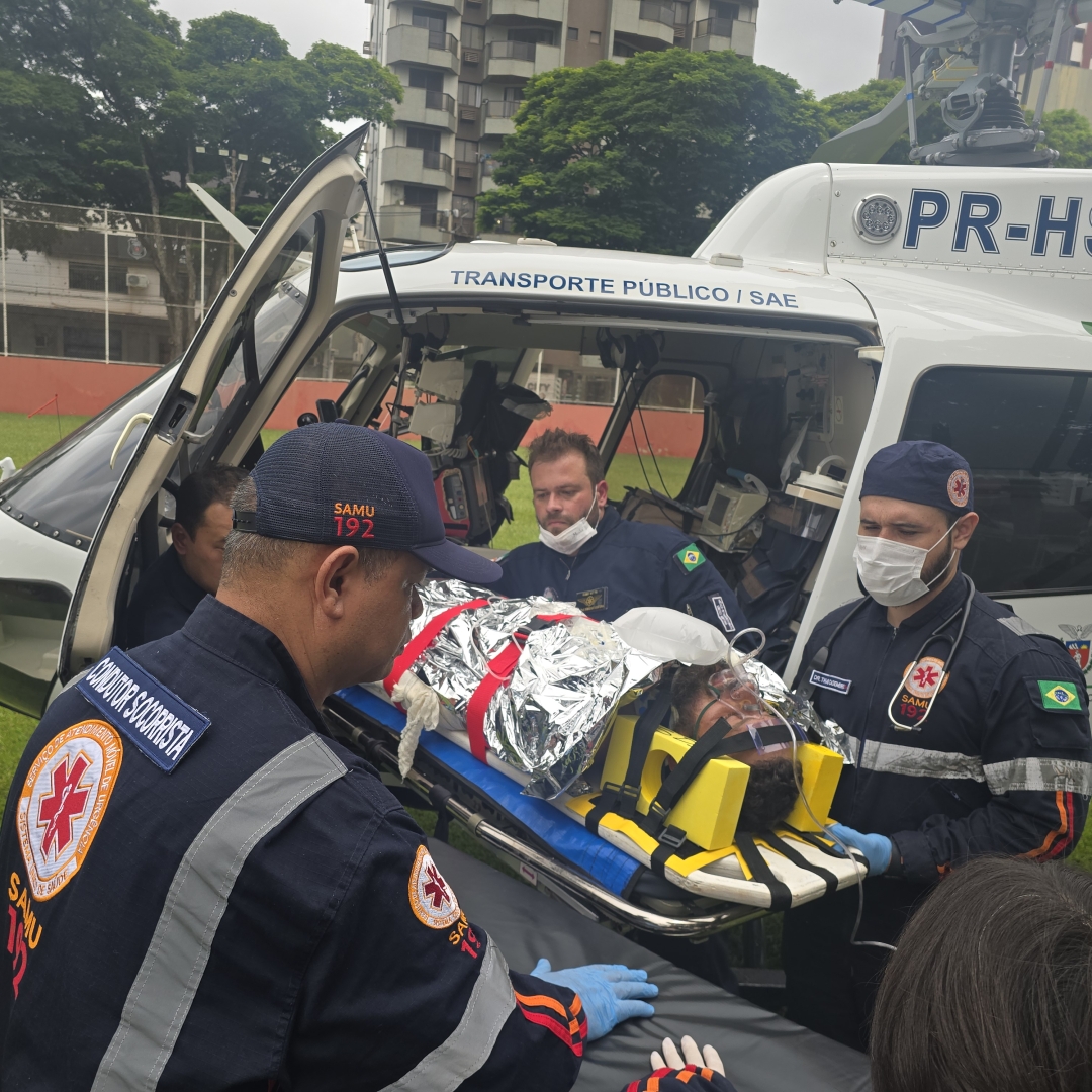Morador de Ivatuba é transportado de helicóptero após sofrer acidente grave na PR-323
