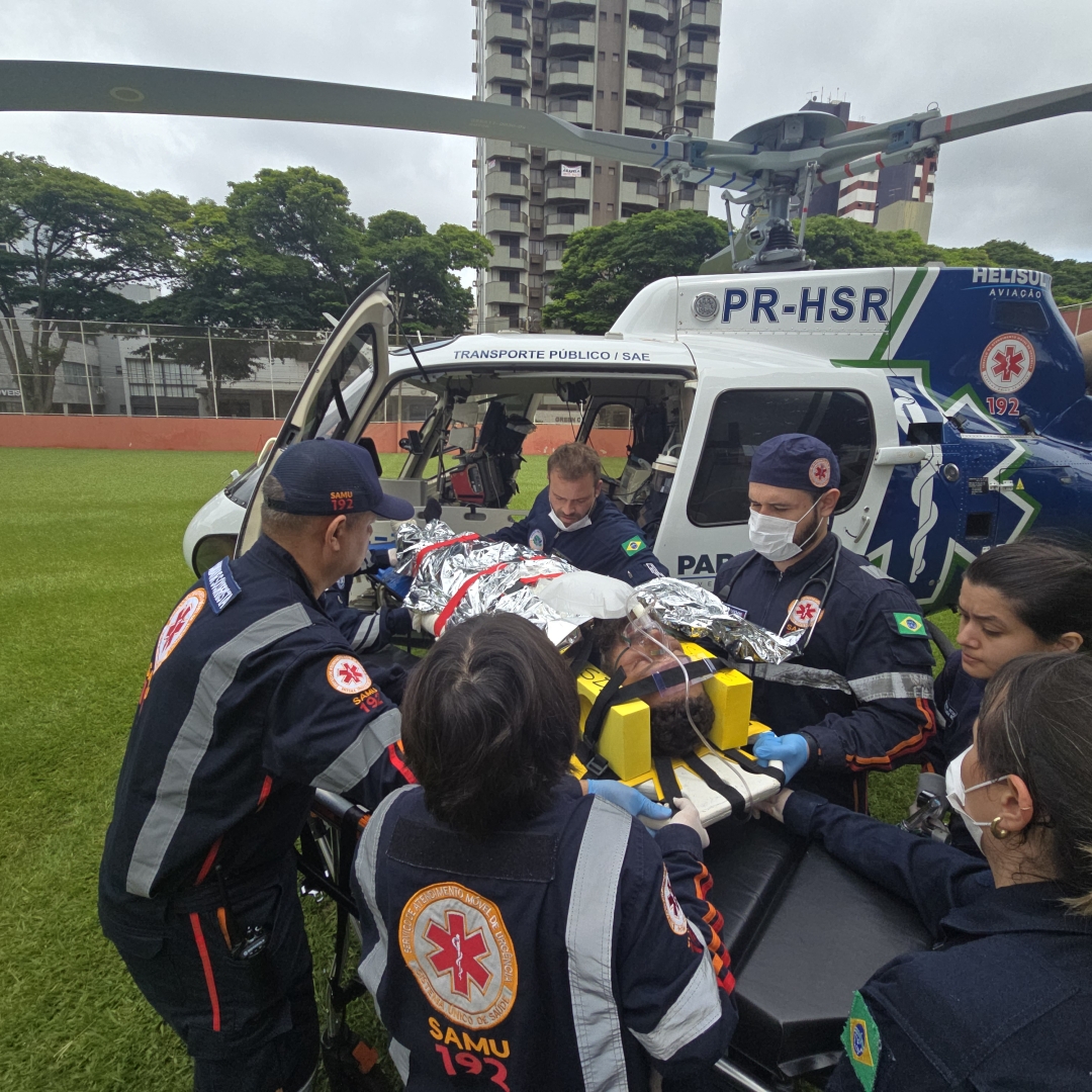 Morador de Ivatuba é transportado de helicóptero após sofrer acidente grave na PR-323
