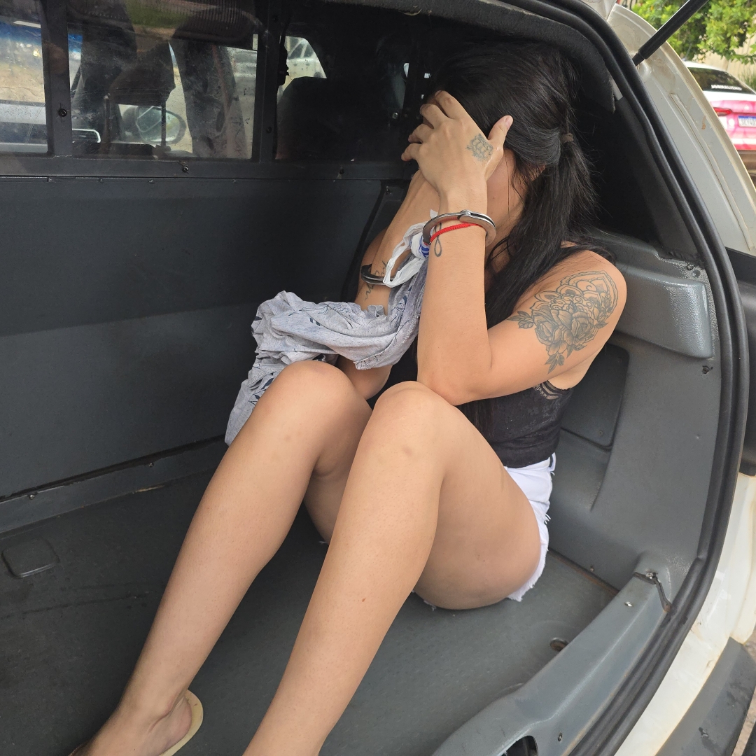 Mulher é ferida com duas facadas durante a cobrança de dinheiro