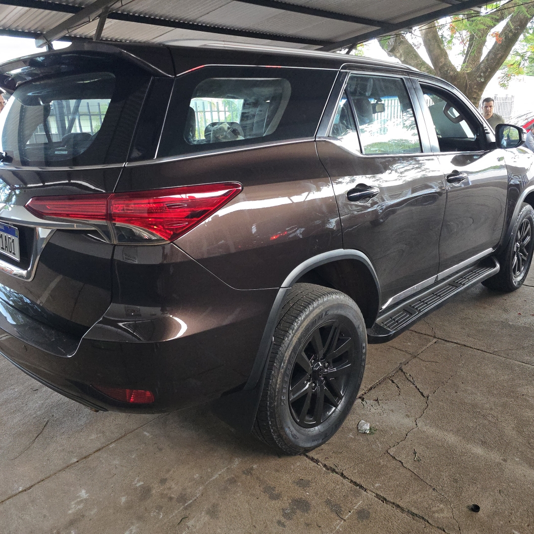 Pai e filho são presos com caminhonete furtada na cidade de Ourizona