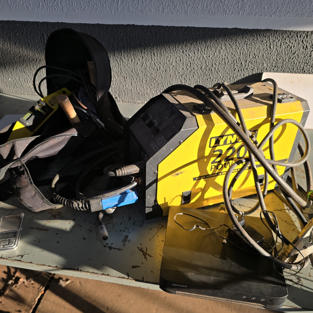 Ladrão e receptador são presos com produtos furtados de uma obra em Maringá