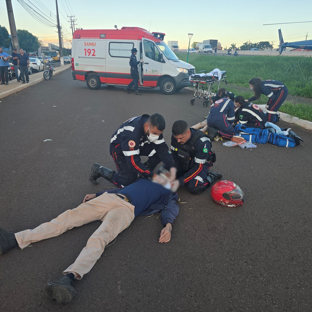 Idoso de 70 anos sofre acidente gravíssimo após ser atropelado por moto em Paiçandu