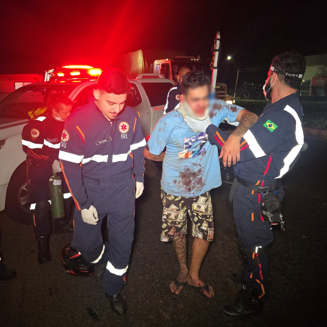 Catador de recicláveis sofre acidente grave ao ser atropelado por moto na rodovia PR-317