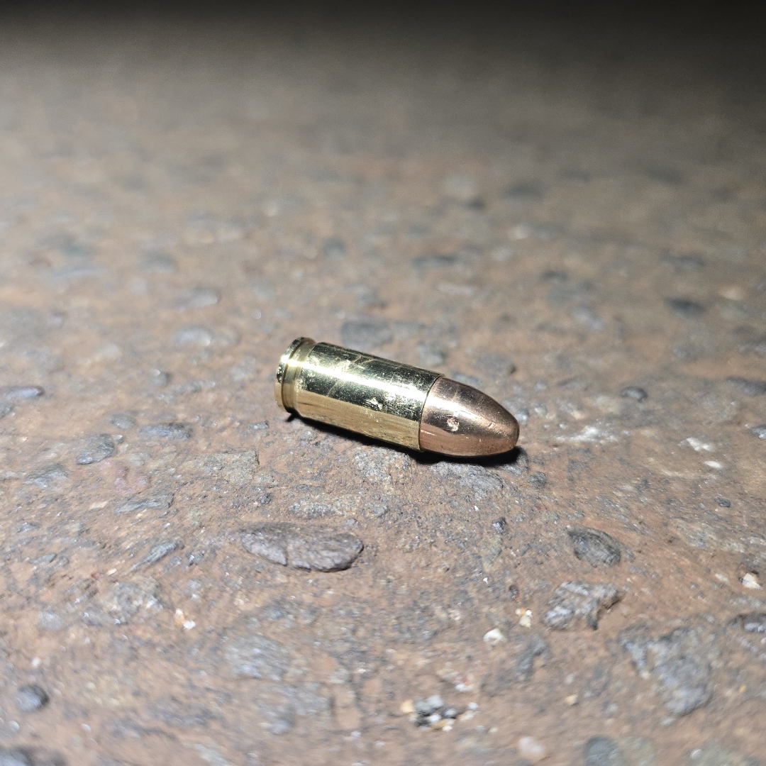 Homem é atropelado e possivelmente baleado durante atentado no Distrito de Iguatemi