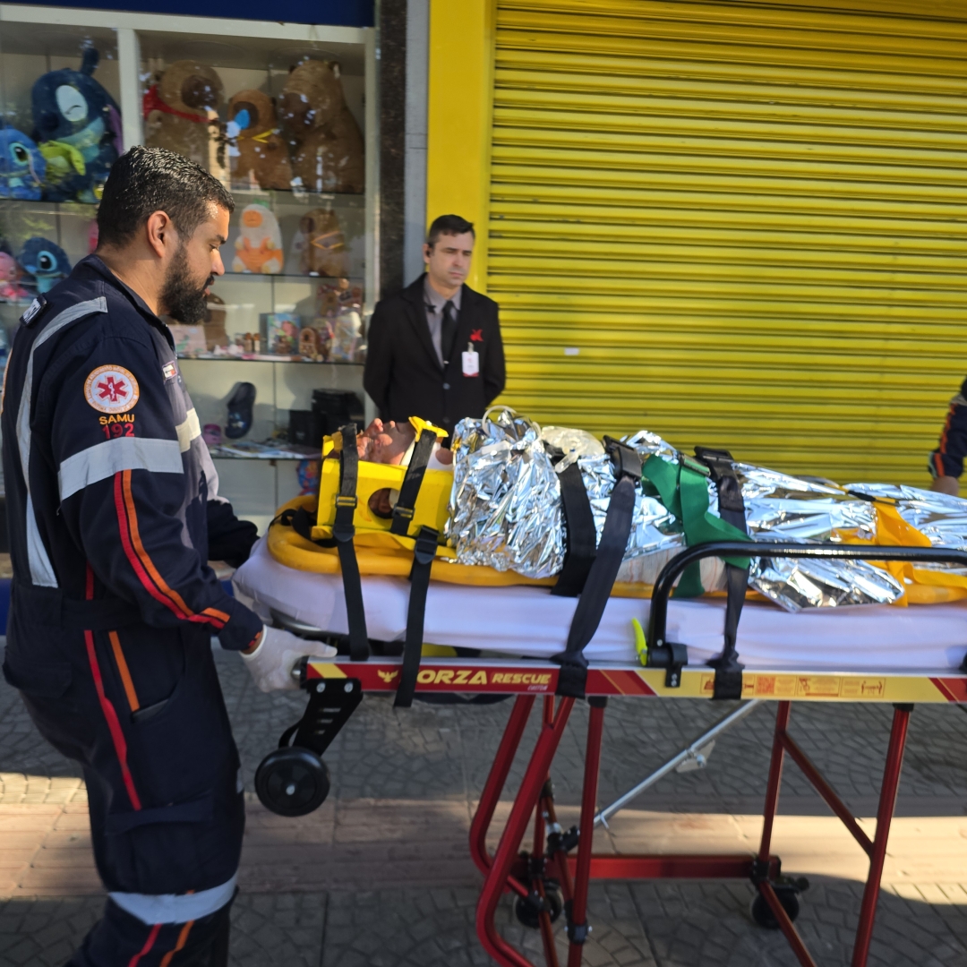 Morre prestador de serviço que caiu de 6 metros de altura em shopping de Maringá