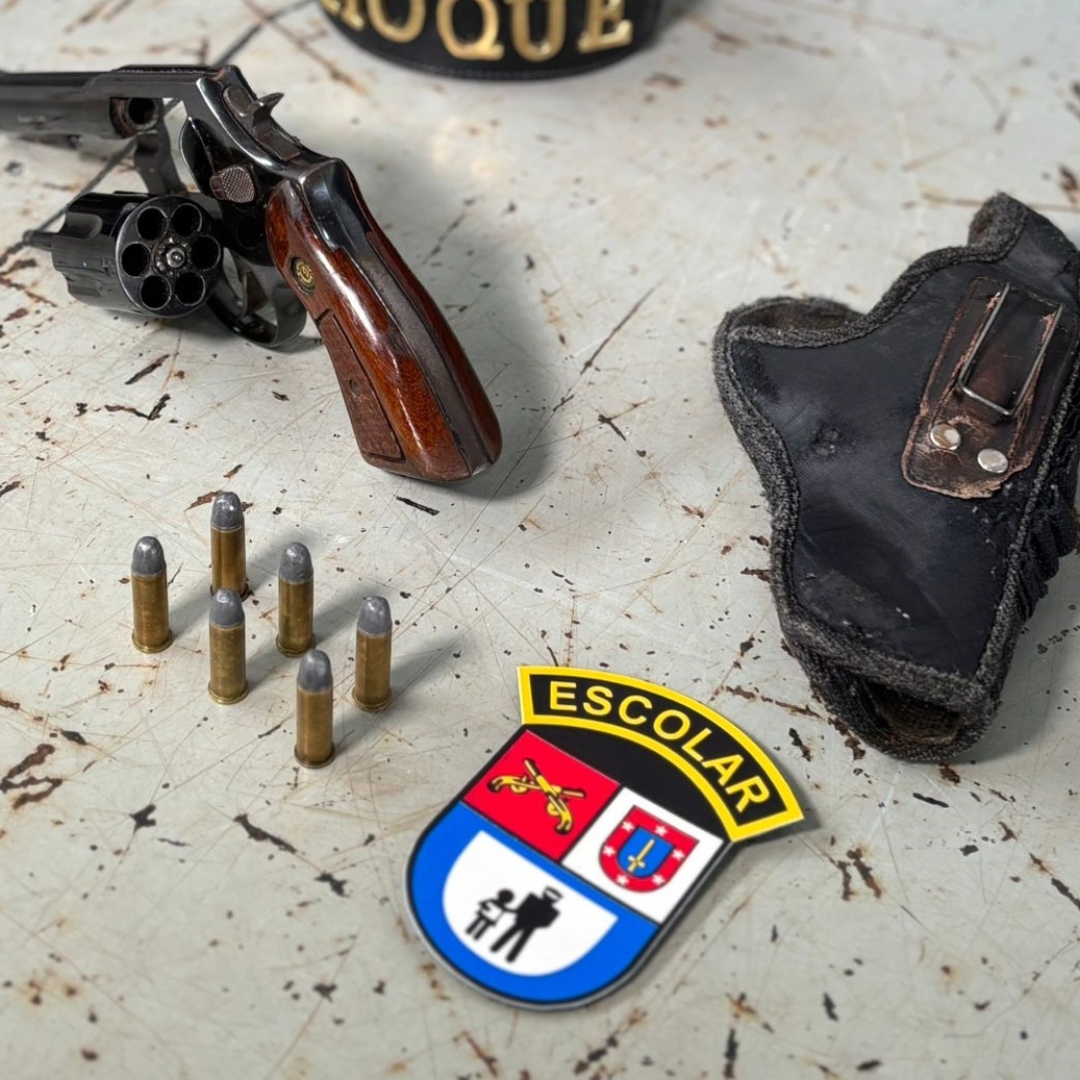 Bullying e agressões entre alunos termina com uma pessoa de 77 anos presa com arma de fogo em Maringá 