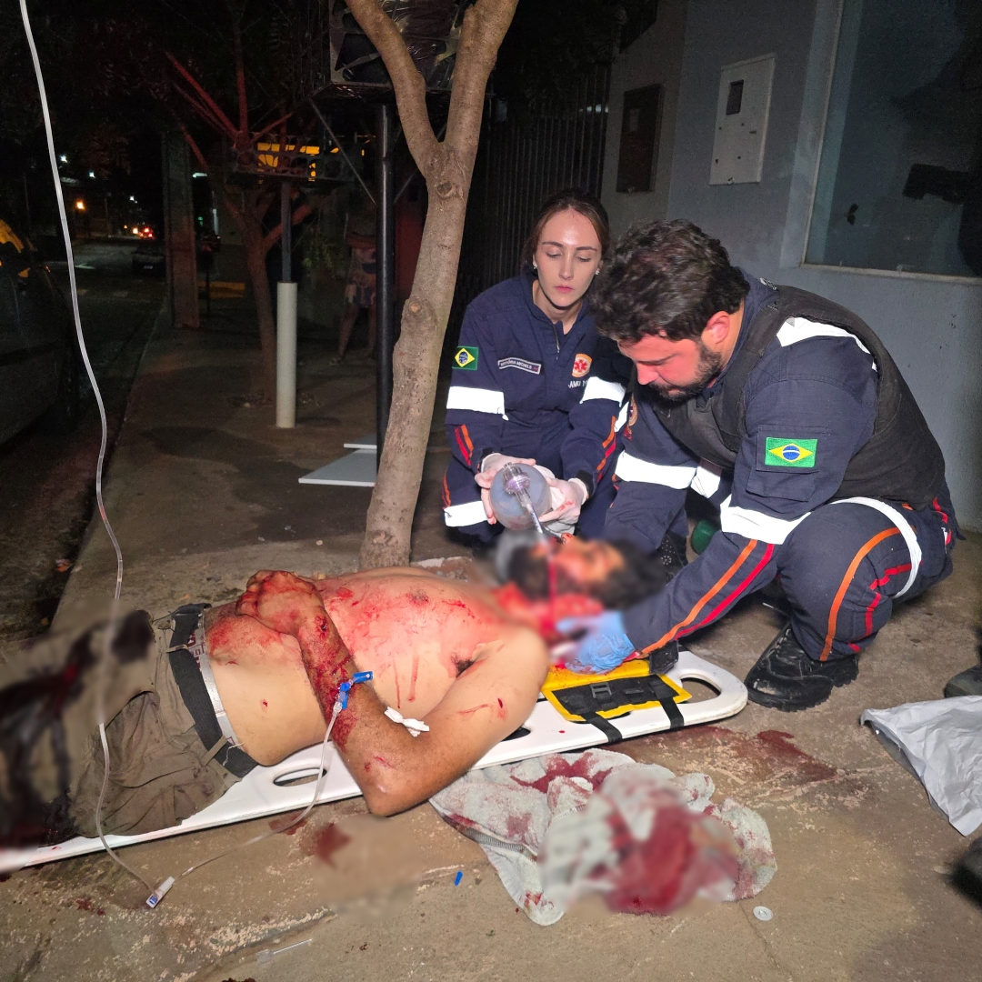 Homem é esfaqueado no pescoço e na cabeça durante atentado em Sarandi