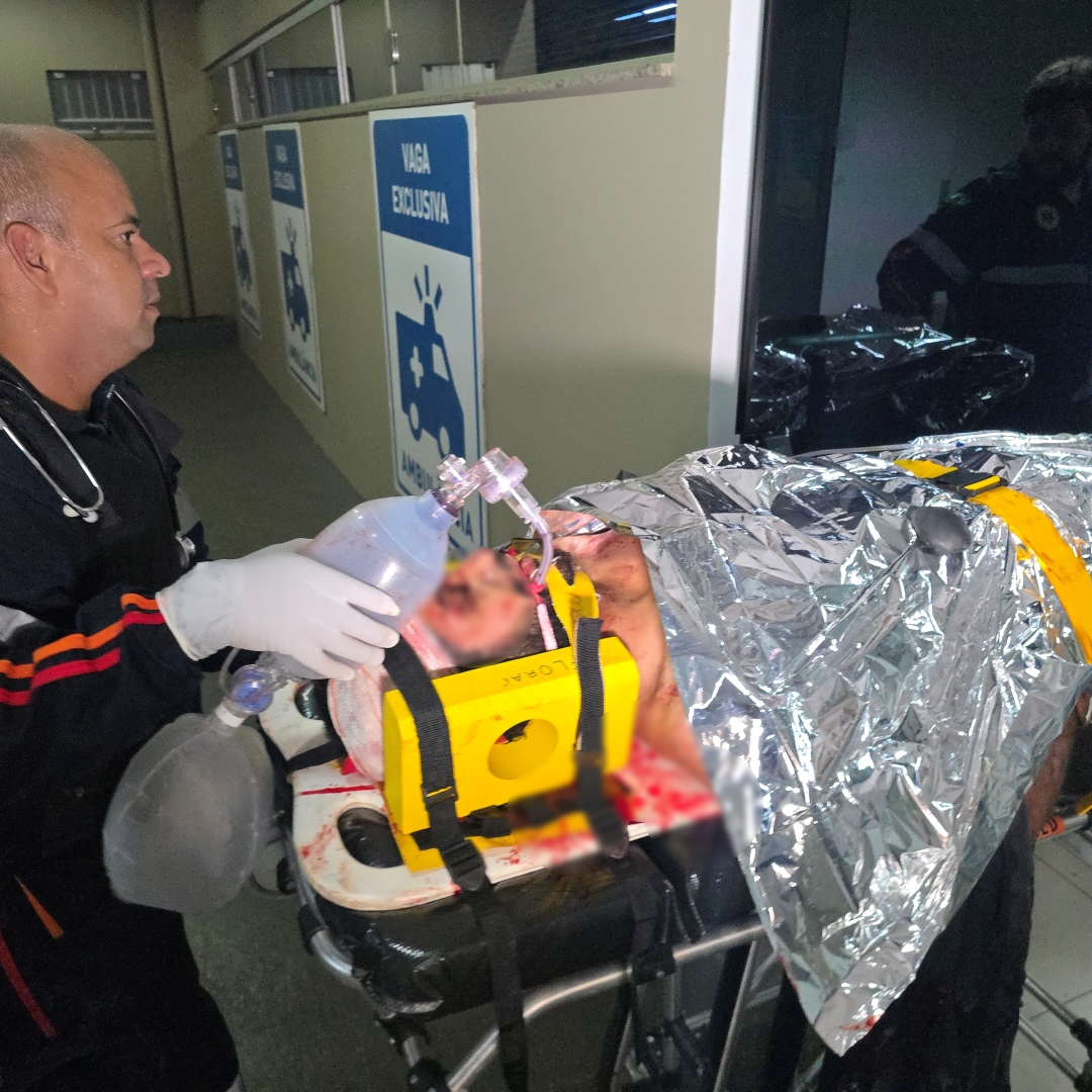 Homem é esfaqueado no pescoço e na cabeça durante atentado em Sarandi