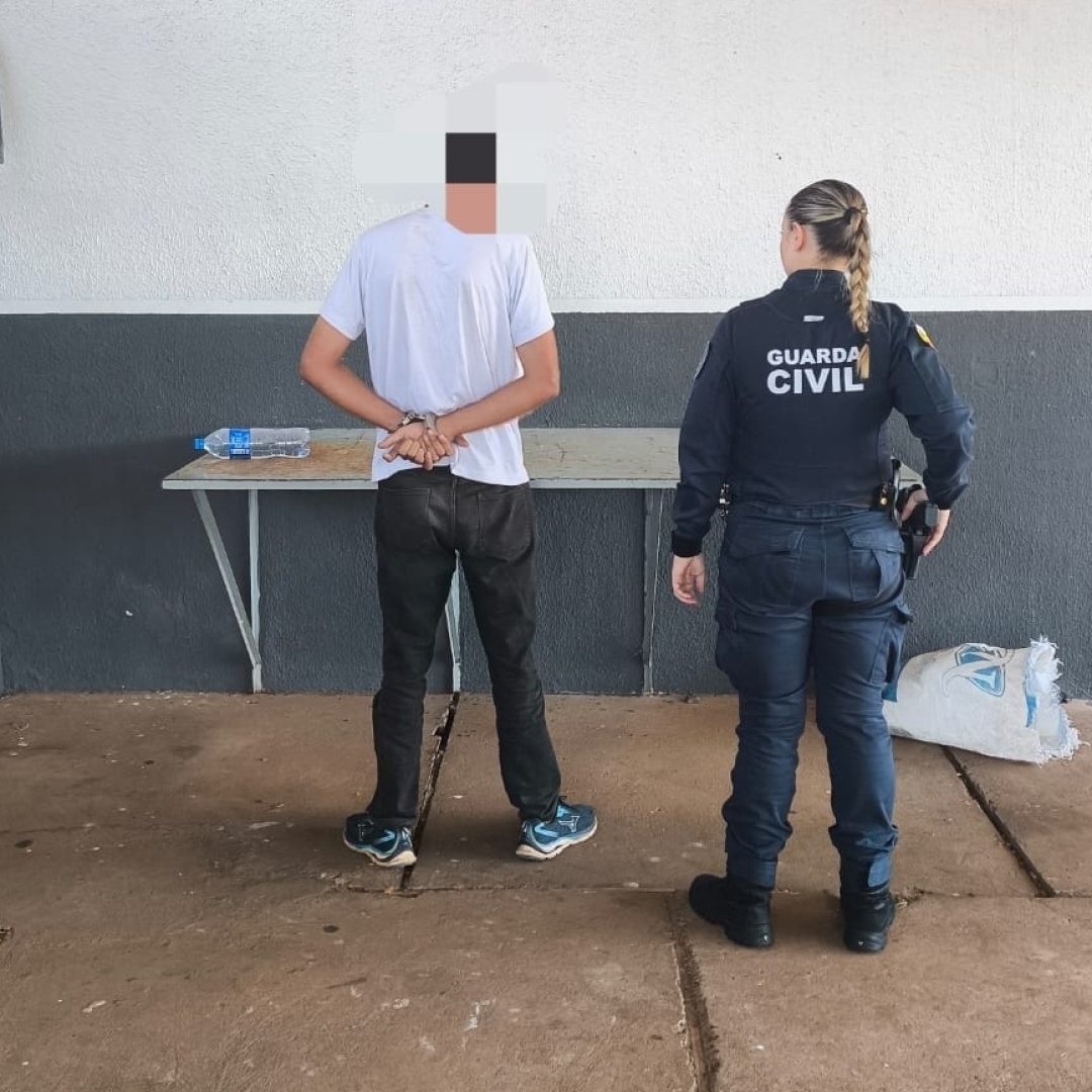 Homem é preso após descumprir medida protetiva e ameaçar mulher