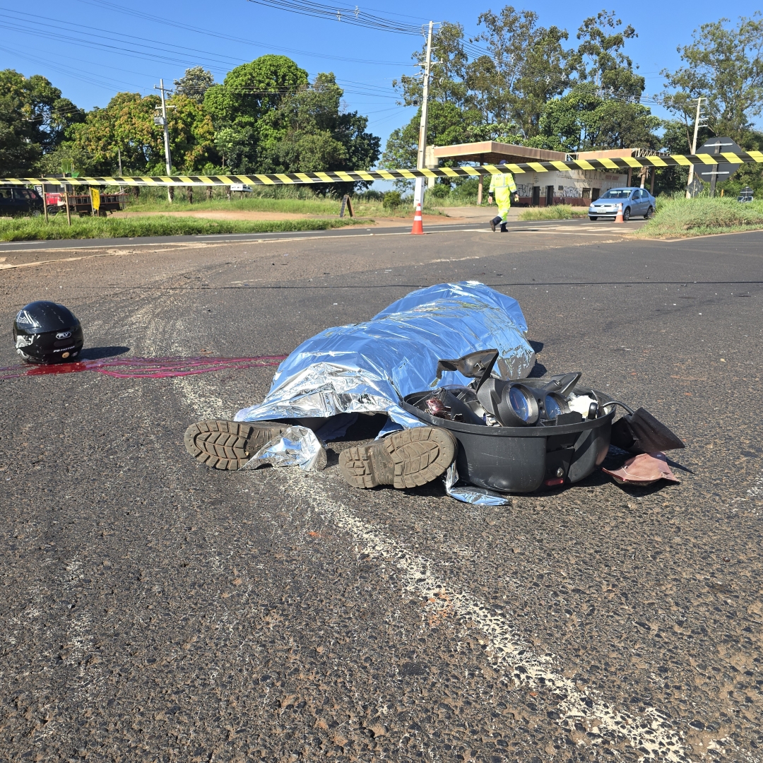 Motociclista morre em grave acidente na BR-376 entre Iguatemi e Mandaguaçu