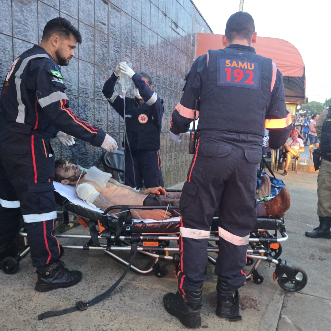 Rapaz é baleado em bar após desacordo comercial em Paiçandu