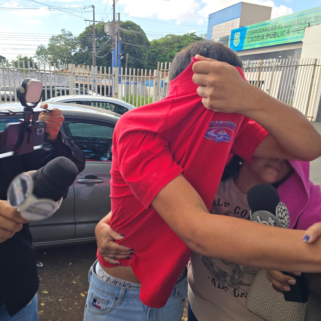 Suspeito de dirigir carro em duplo homicídio se apresenta à DHPP