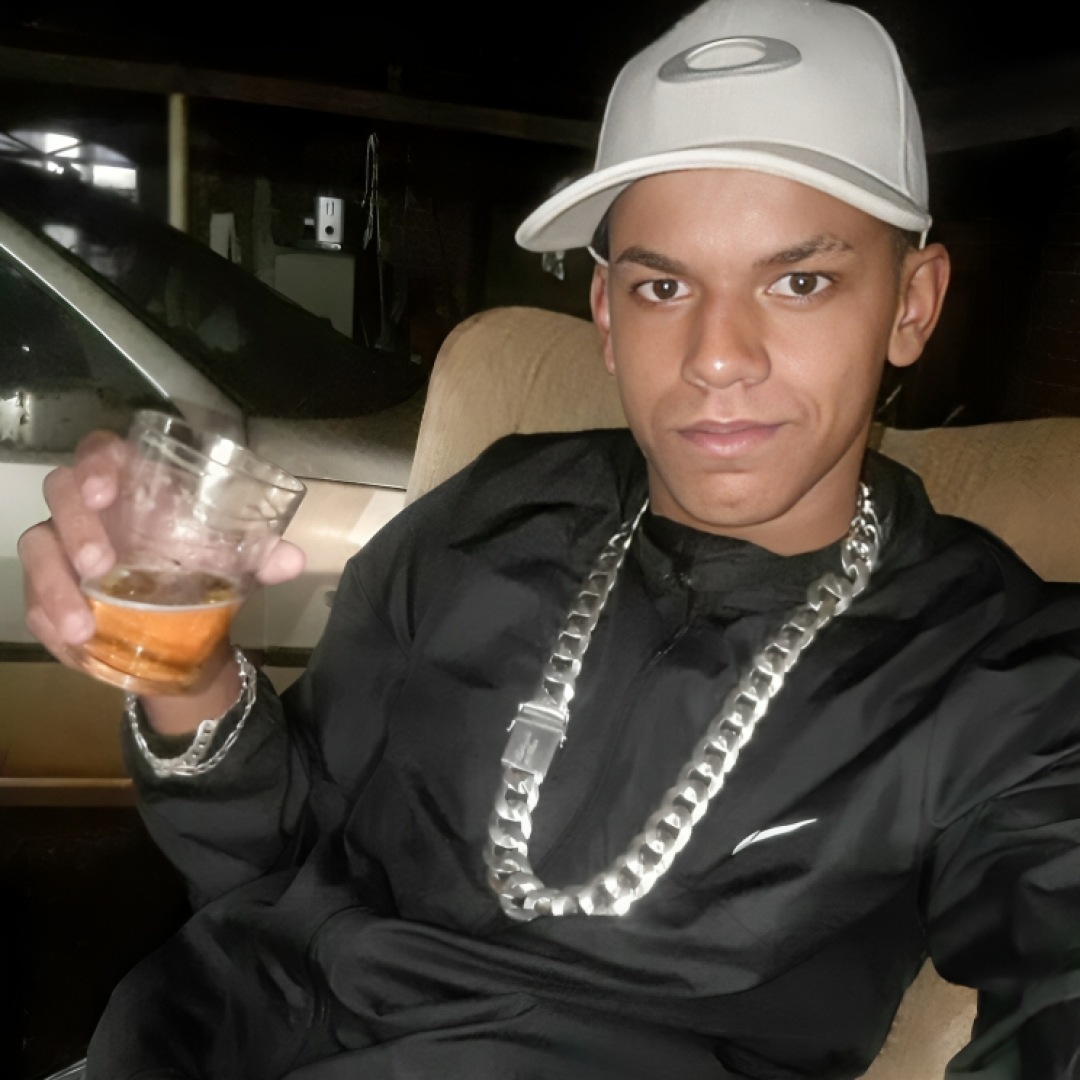 Justiça decreta prisão preventiva de suspeito de duplo homicídio em barbearia de Maringá