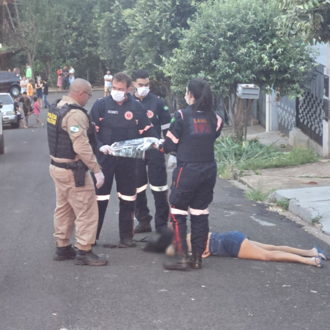 Mulher é morta a tiros em Mandaguaçu; suspeito é companheiro e está foragido
