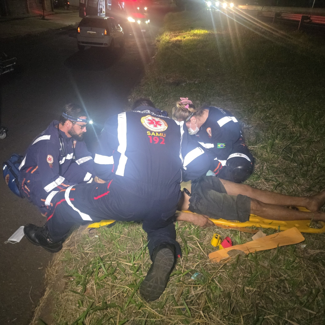 Catador de latinhas é atropelado na marginal do Contorno Norte em Maringá