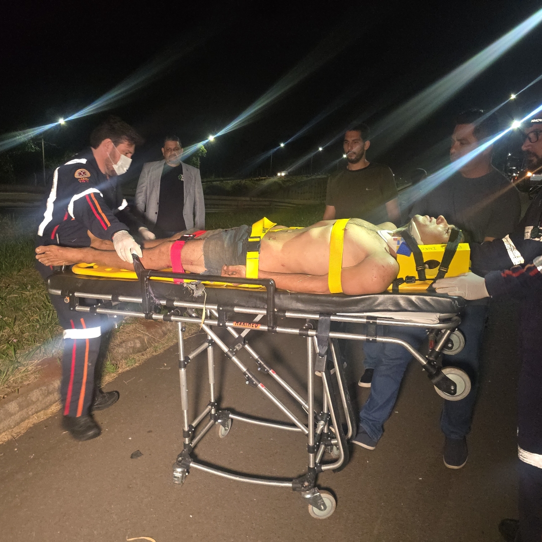 Catador de latinhas é atropelado na marginal do Contorno Norte em Maringá