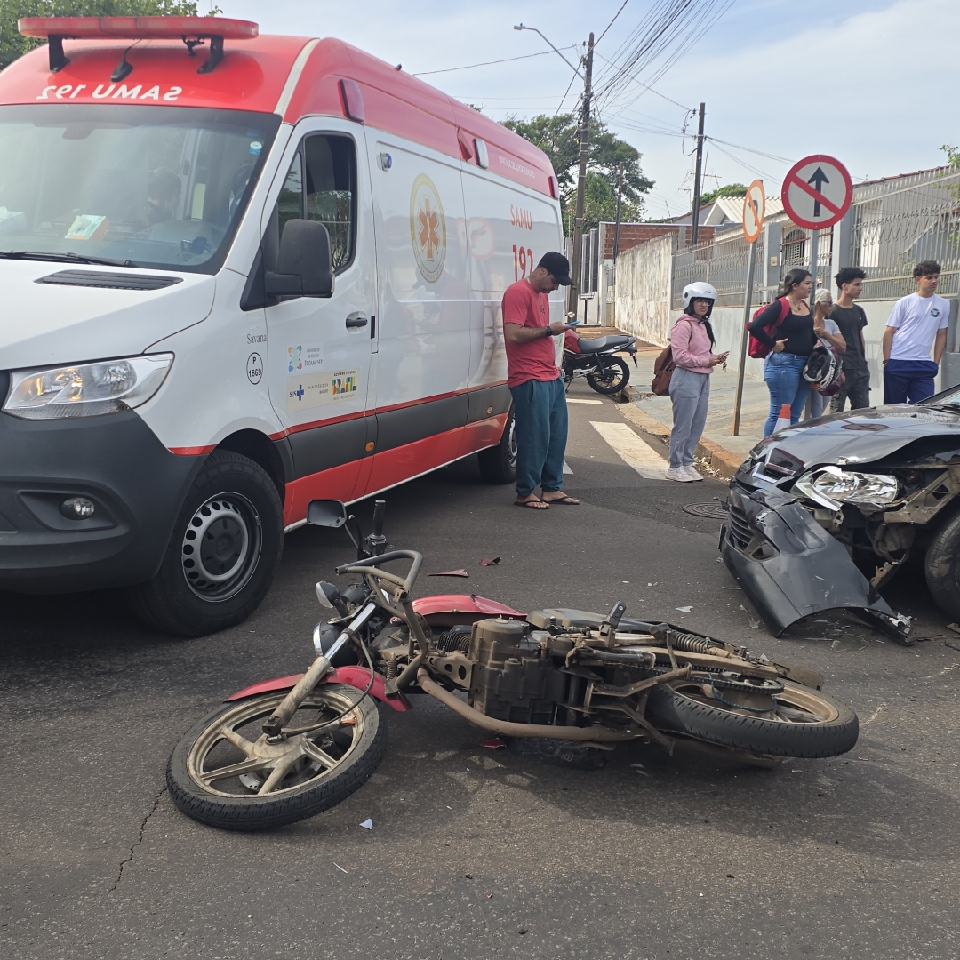 Motociclista fica em estado gravíssimo após colisão no Conjunto Cidade Alta