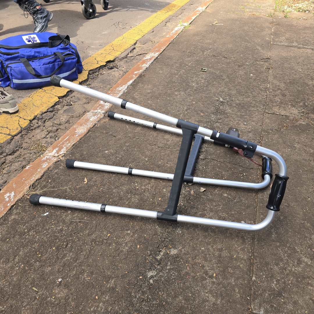 Idoso é atropelado por motocicleta e fica em estado gravíssimo em Maringá
