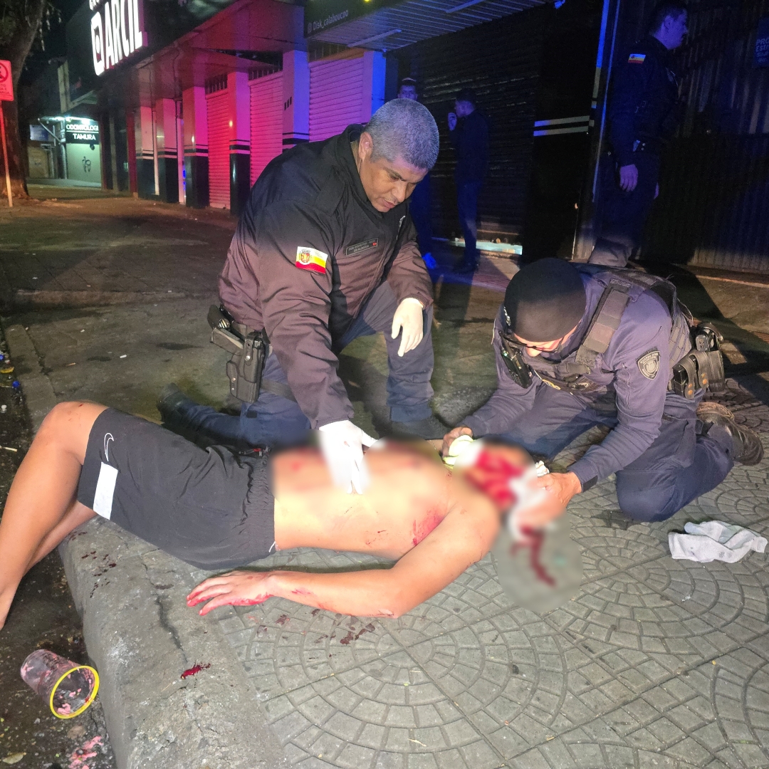 Briga em conveniência termina com homem esfaqueado na Avenida Pedro Taques, em Maringá