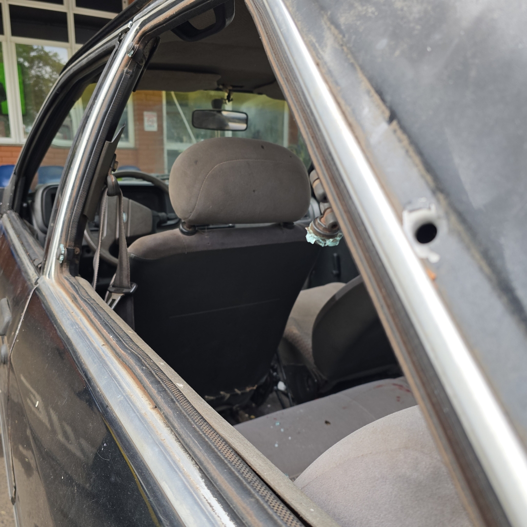 Atirador abre fogo contra carro e mata morador de Floresta em Maringá