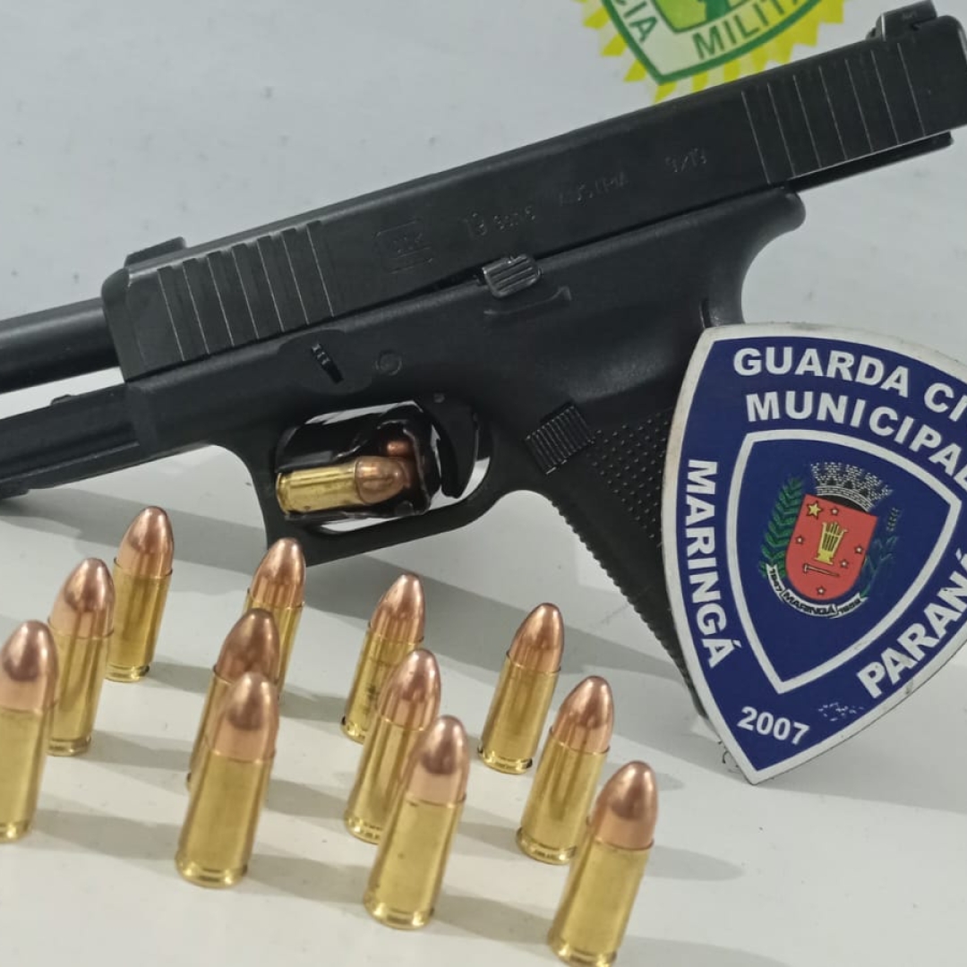 Homem armado é abordado pela GCM dentro de bar na Avenida Mauá, em Maringá