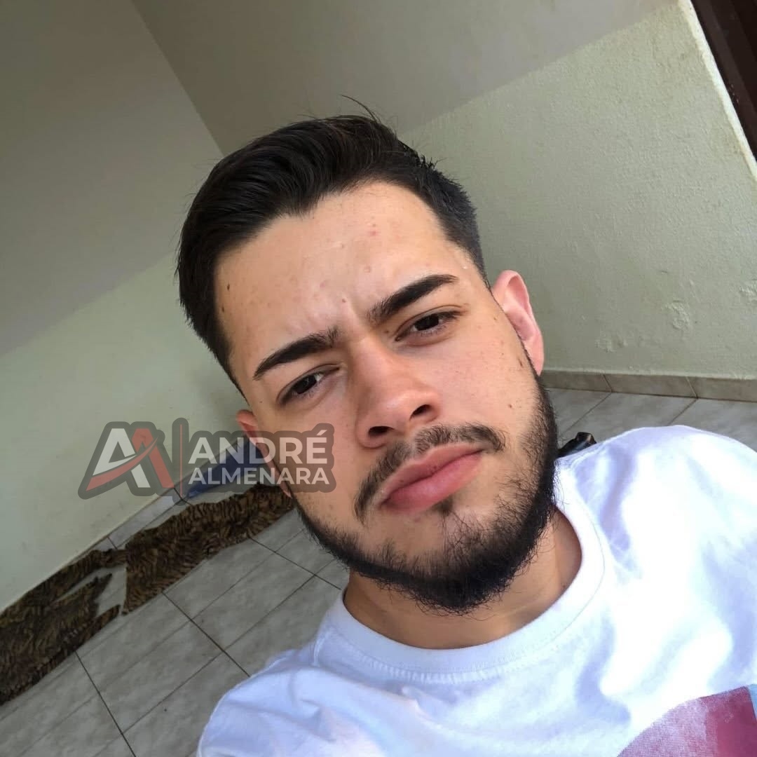 Motociclista morre após sofrer acidente na Avenida Alexandre Rasgulaeff