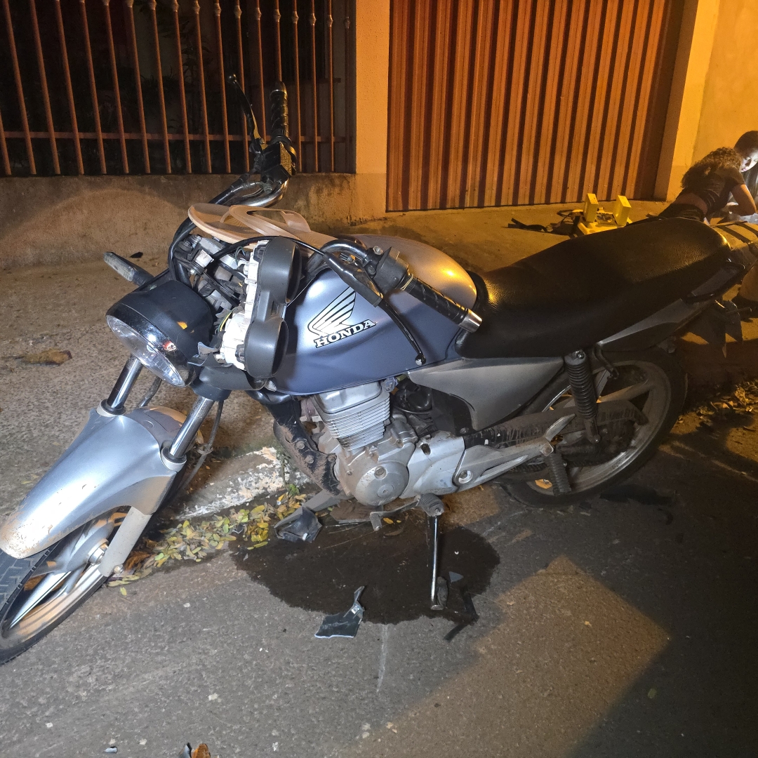Batida frontal entre Biz e Titan termina com dois feridos graves em Paiçandu