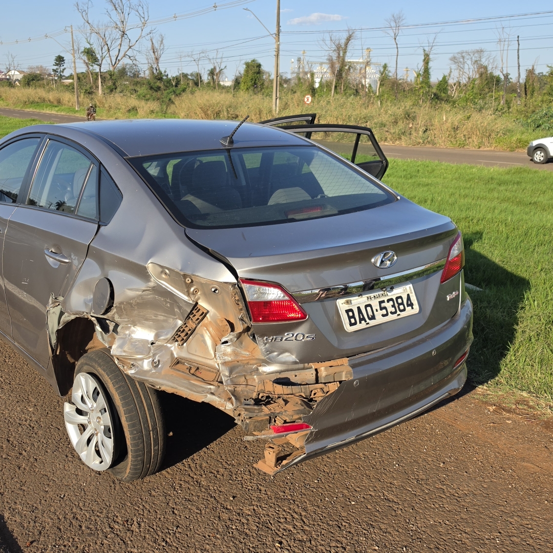 Capotamento desencadeia segundo acidente na PR-323 e assusta motoristas
