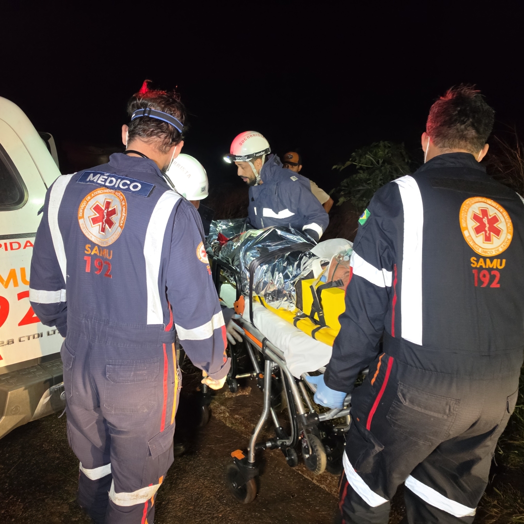 Capotamento entre Mandaguaçu e Ourizona deixa motorista ferido