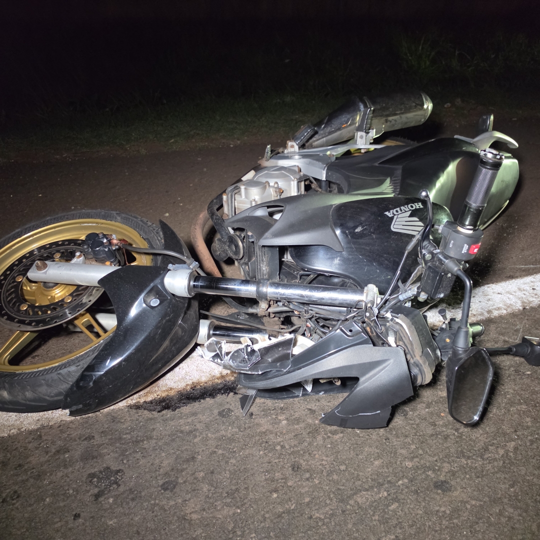 Motociclista morre e ciclista fica gravemente ferido em acidente na BR-376