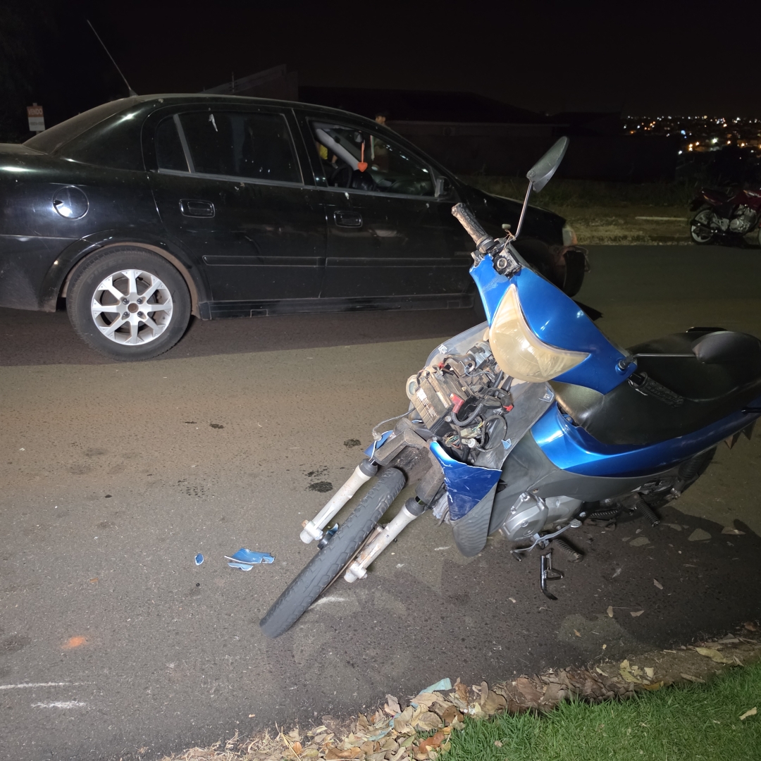 Motociclista sofre fratura exposta após grave acidente no Jardim Novo Paulista, em Maringá