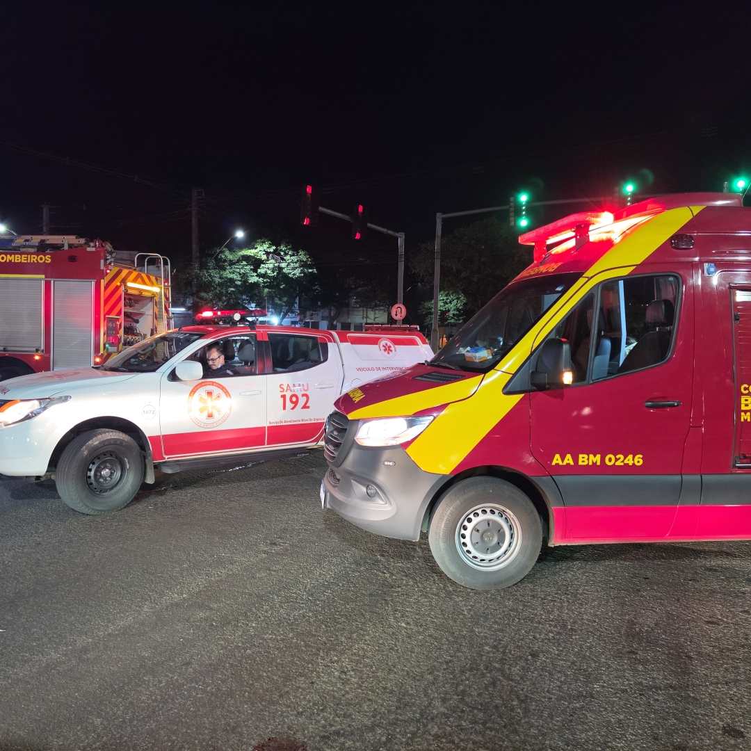 Ciclista sofre trauma de crânio em acidente no mesmo cruzamento onde jovem de 18 anos morreu