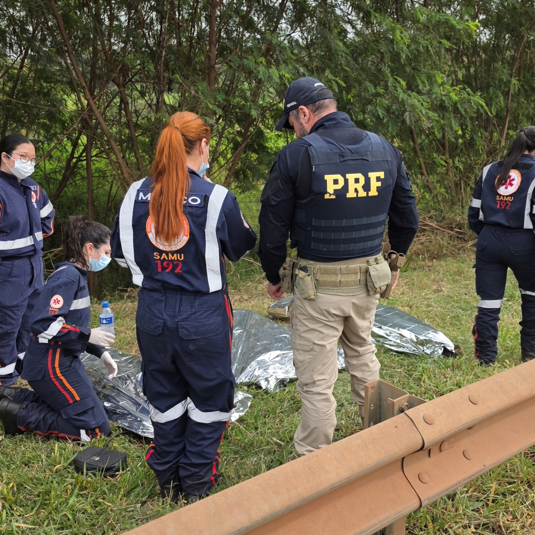Tragédia na madrugada: três mulheres são encontradas mortas dentro de carro submerso