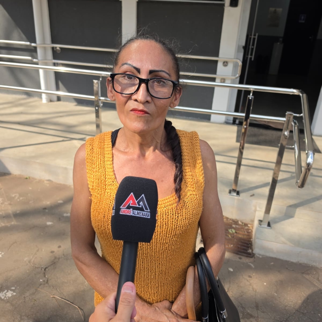 Mulher que apontou marido como autor de facada muda versão e pede perdão publicamente