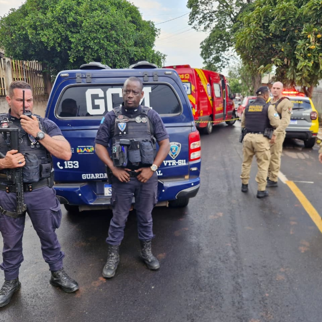 Jovem é morto com cerca de 12 facadas dentro de residência em Sarandi
