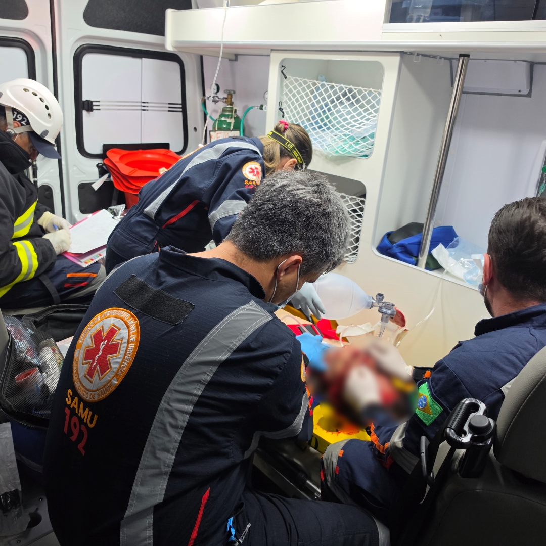 Vítima é intubada após sofrer amputação de mão em atropelamento por trem em Marialva