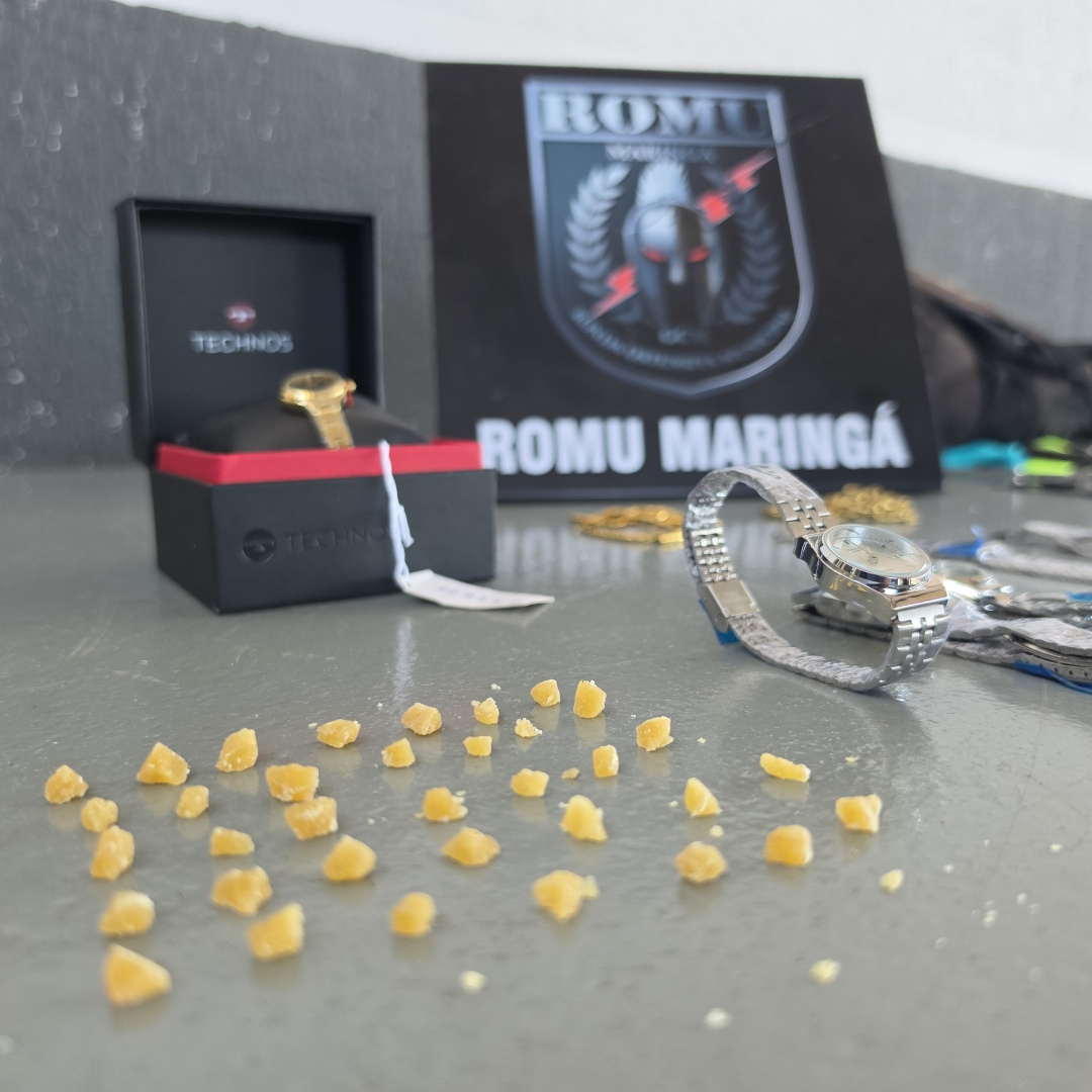 ROMU prende ladrões e recupera dezenas de relógios furtados de uma loja de Maringá