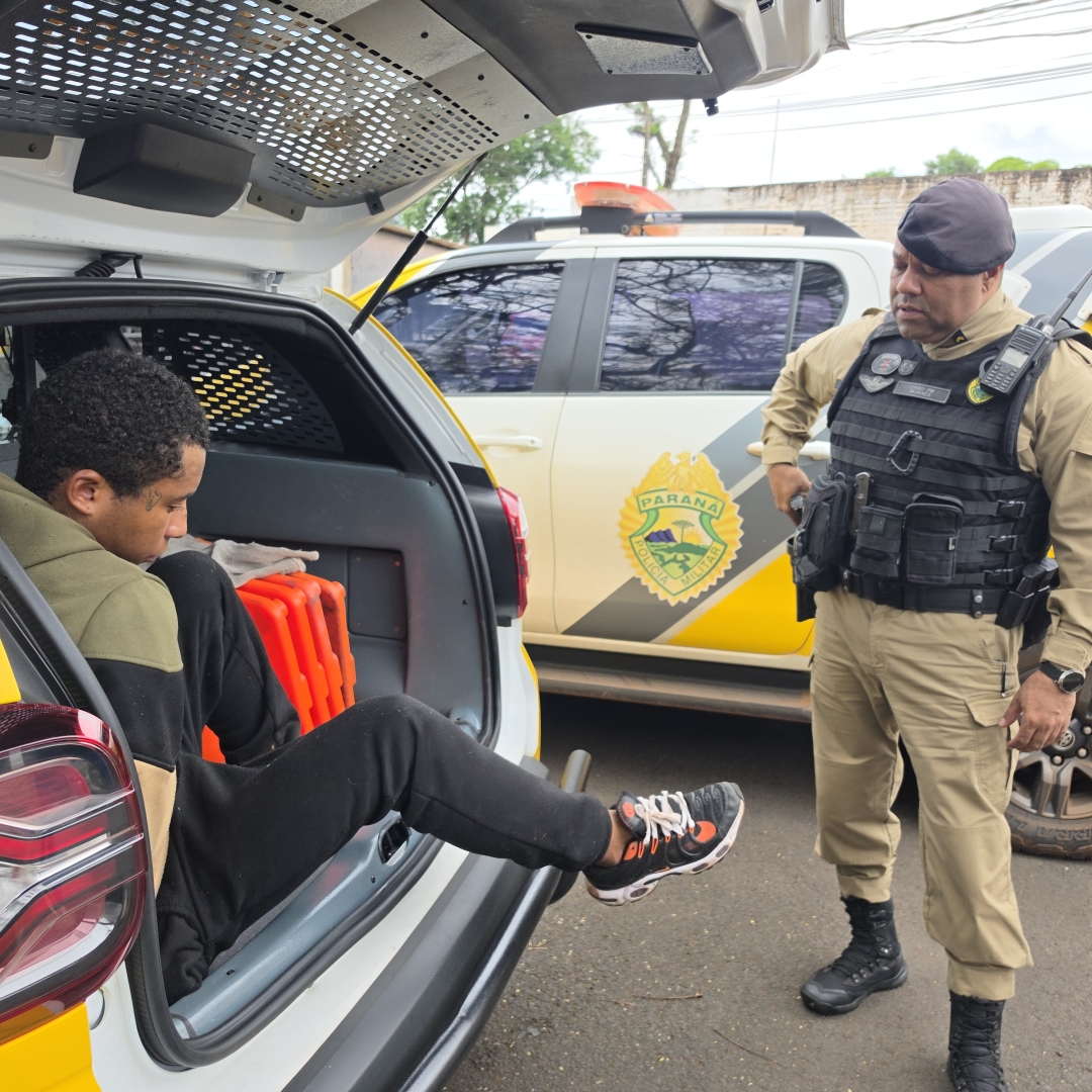 Polícia Militar recupera duas motos roubadas em Maringá e encaminha quatro suspeitos à delegacia