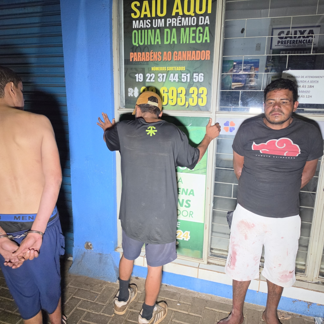 Três suspeitos de matar morador de rua na zona 2 permanecem presos