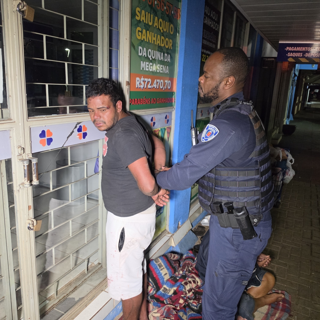 Três suspeitos de matar morador de rua na zona 2 permanecem presos