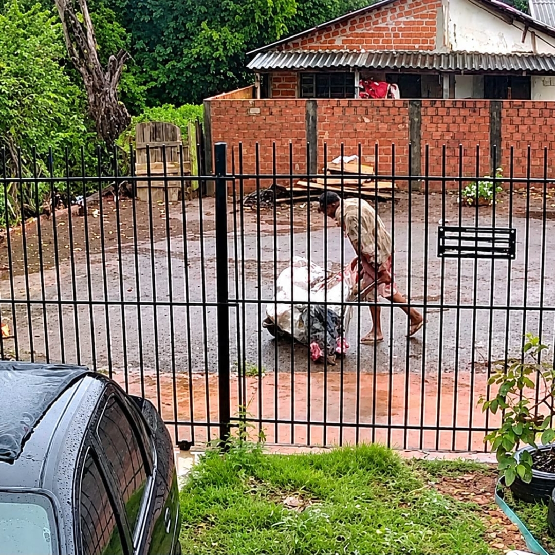 Homem que colocou companheira dentro de saco de cal e transportou em carriola tem prisão preventiva decretada em Sarandi