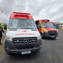 Três mulheres são socorridas após carro capotar no Contorno Norte