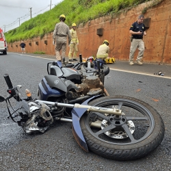 Mulher de 28 anos morre de acidente de moto na rodovia de Mandaguaçu